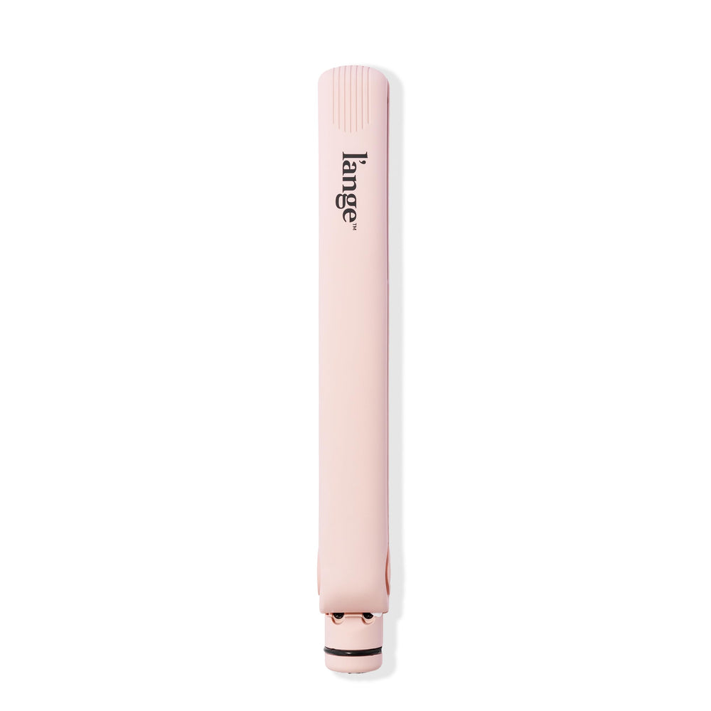 L'ANGE HAIR Aplatir 360 swivel cord enables flexible styling
