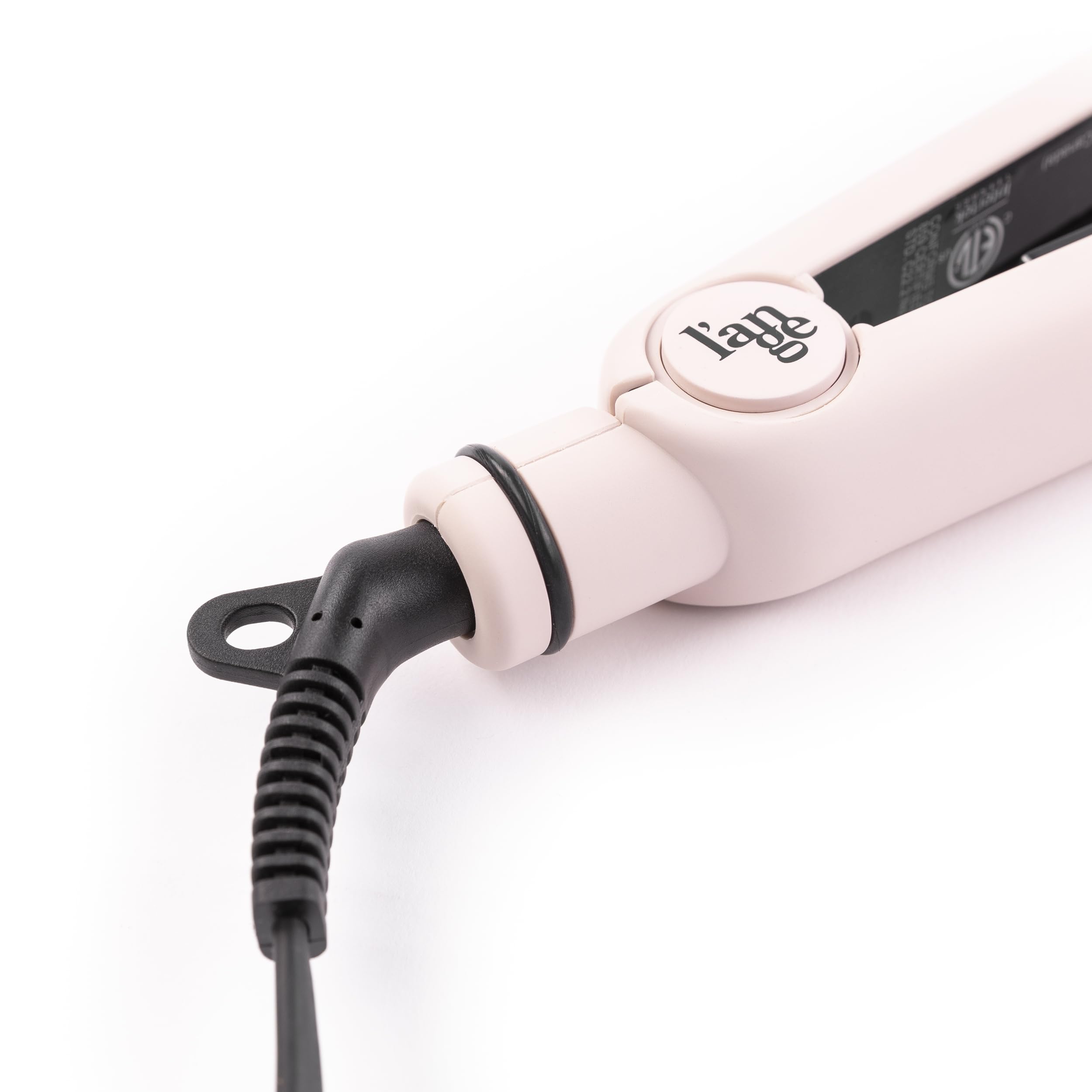 L'ANGE HAIR Aplatir hair straightening hero shot demonstrates precision control