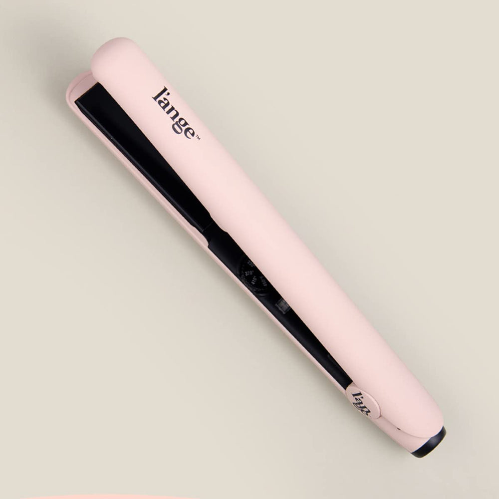 L'ANGE HAIR Le Ceramique 1-Pass Flat Iron creates sleek straight and curled looks.