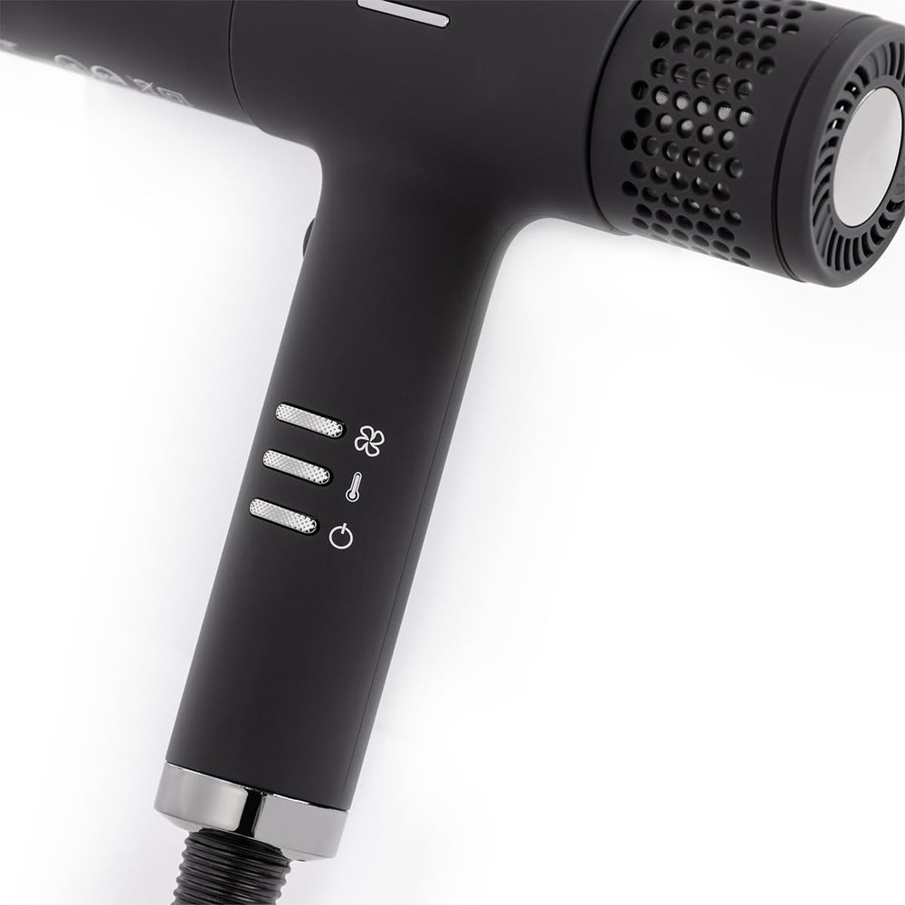 L'ANGE HAIR Le Styliste Luxe magnetic diffuser attached for versatile styling