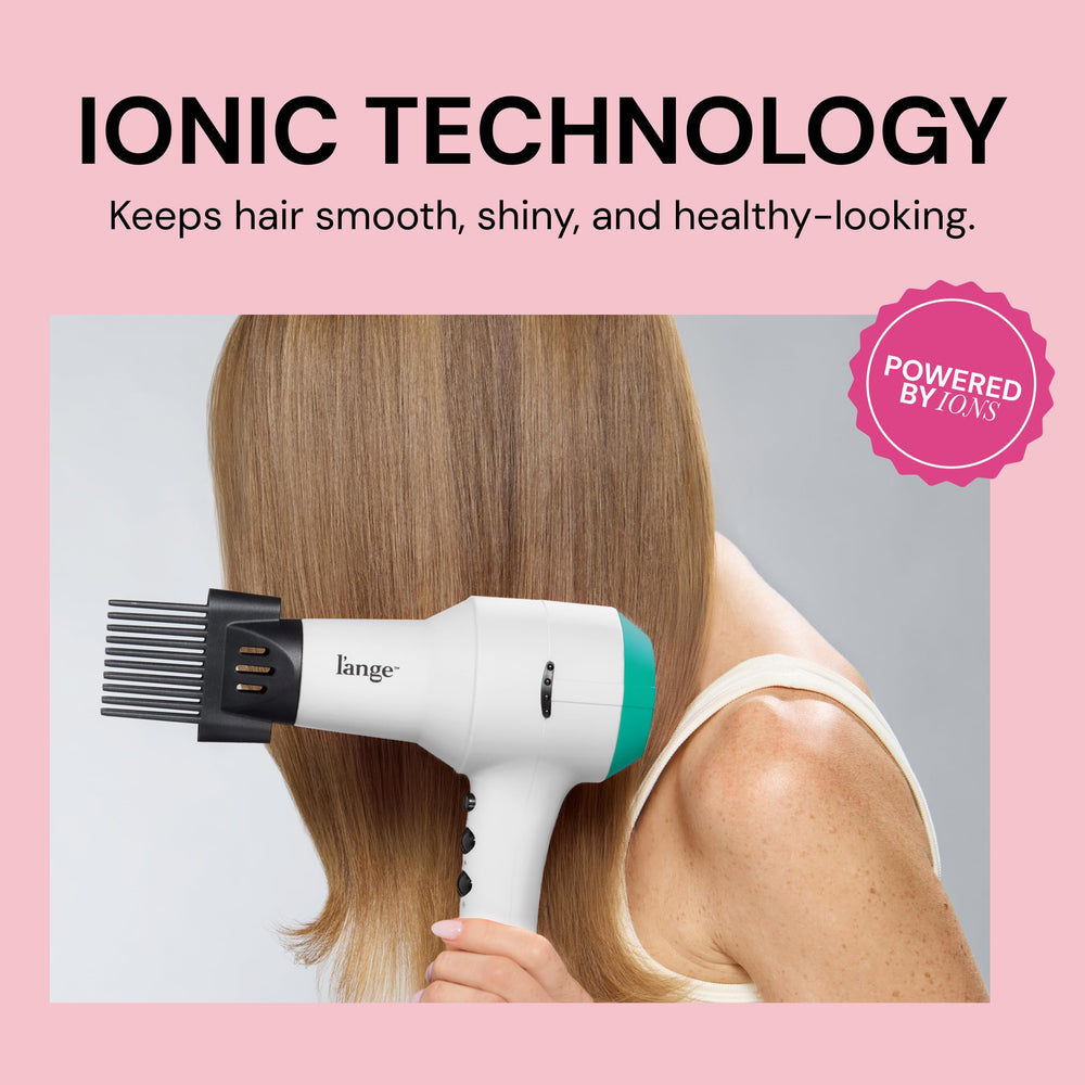 L'ANGE PowerStyle ionic technology closeup showing smoothing action