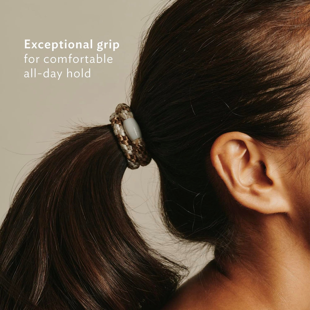 L. Erickson no-crease band closeup demonstrates gentle snag-free wear