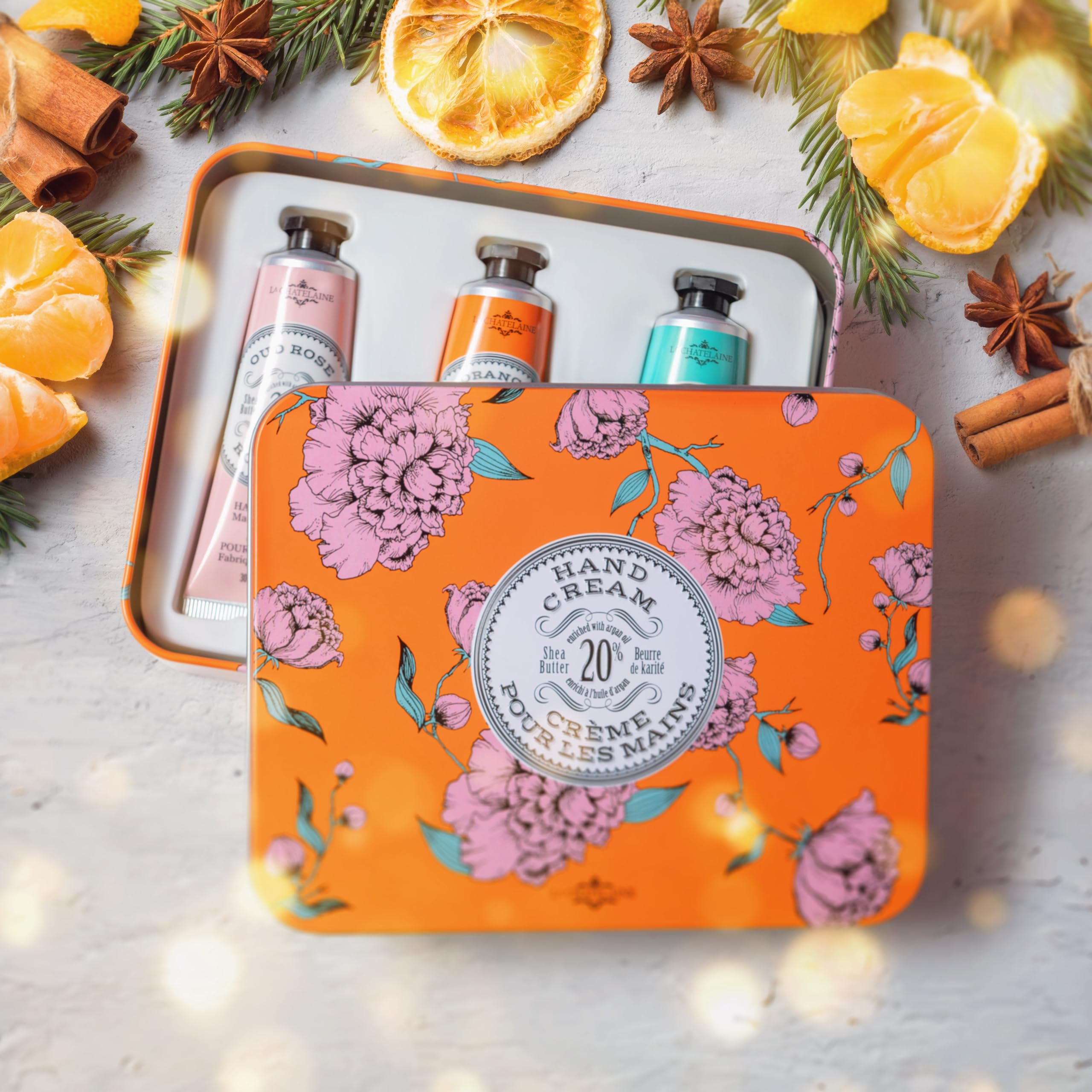 La Chatelaine holiday gift set with festive wrap.