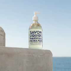La Compagnie de Provence ingredients: Sweet Almond Oil Olive Oil Grape Seed Oil.