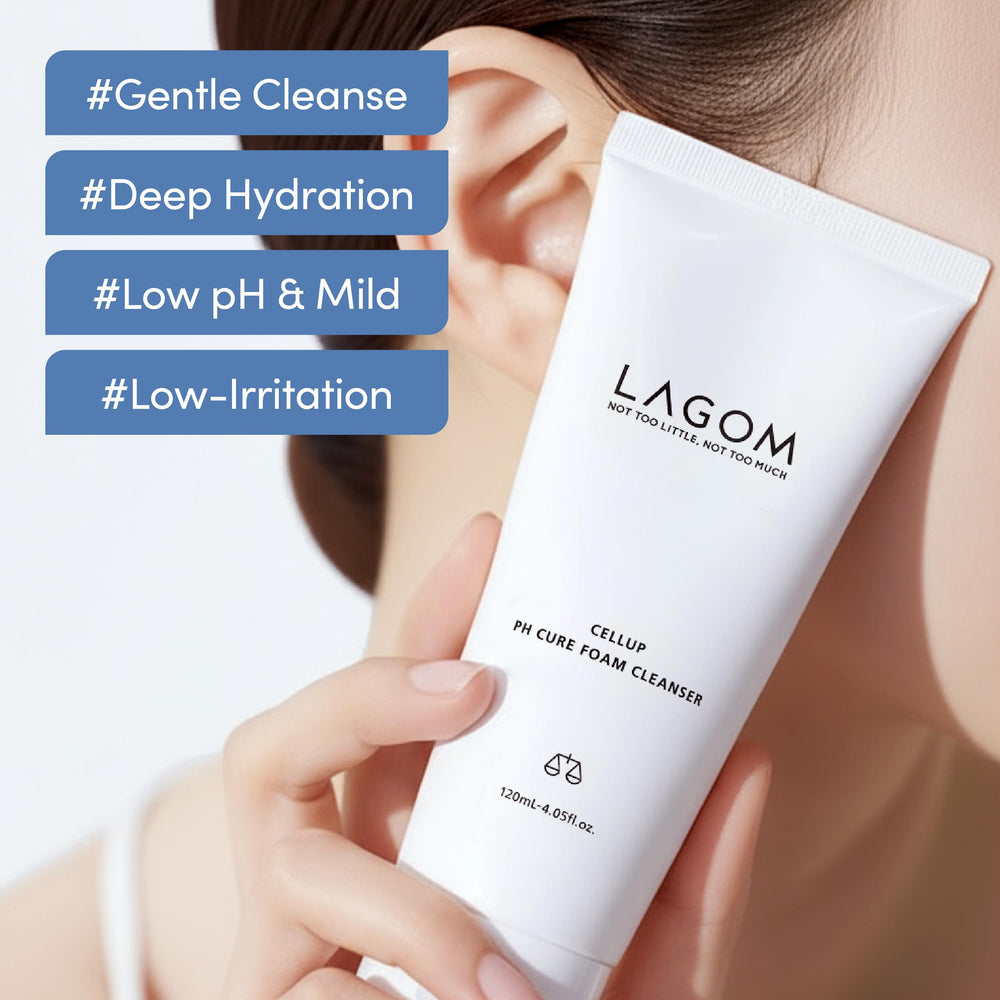 LAGOM Cellup Foam being massaged onto skin demonstrates soothing, refreshing cleanse.