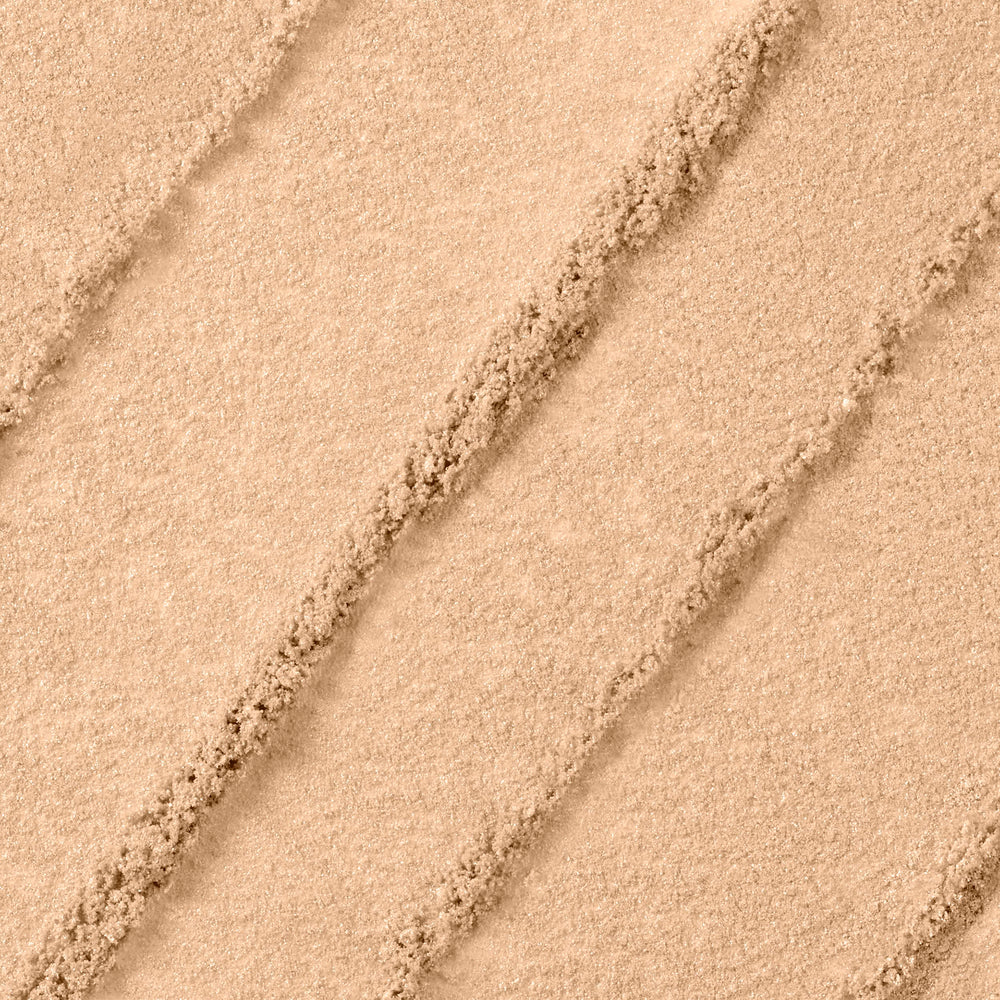 Lancôme Color Design Filigree swatch showing rich pigment and long wear.
