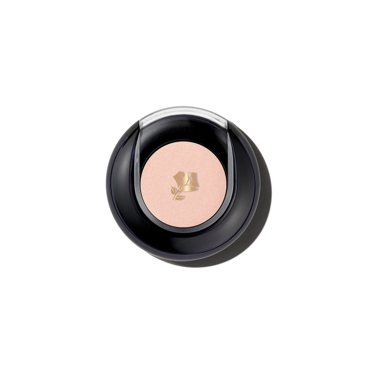 Lancôme Color Design Vue Shimmer compact showcases rich pigment and crease resistance for on-the-go looks.