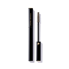 Lancôme Définicils lengthening brush close-up for defined lashes