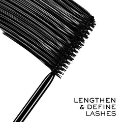 Lancôme Définicils wand with hedgehog brush for precise application.