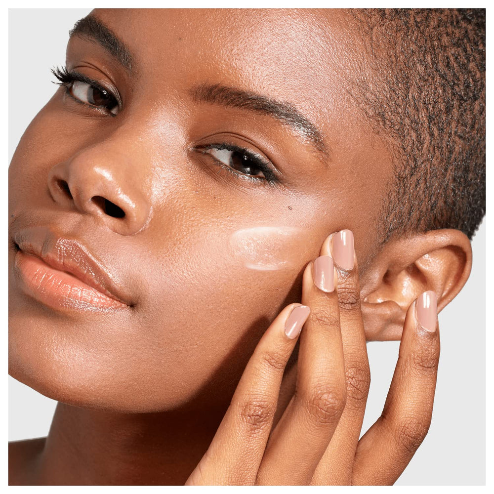 Lancôme Hydra Zen Glow hyaluronic-acid image emphasizes moisture retention without heaviness.