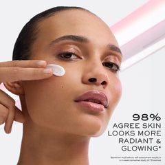 Lancôme Hydra Zen hydration application demonstrates smooth, soothing layer for sensitive skin