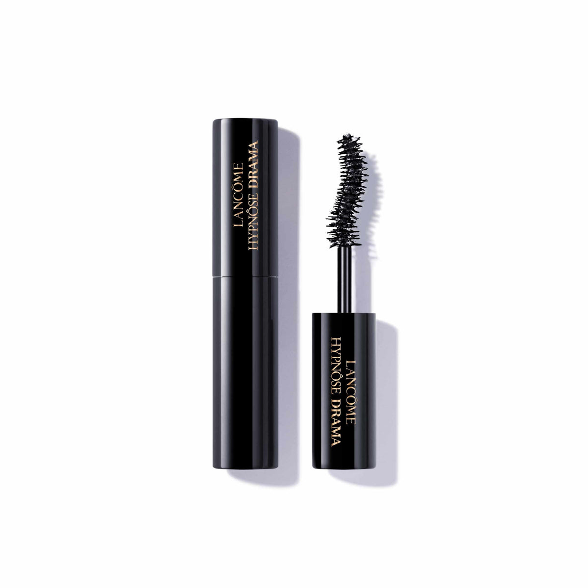 Lancôme Hypnôse Drama Extreme bottle with onyx-black pigment for bold lashes.