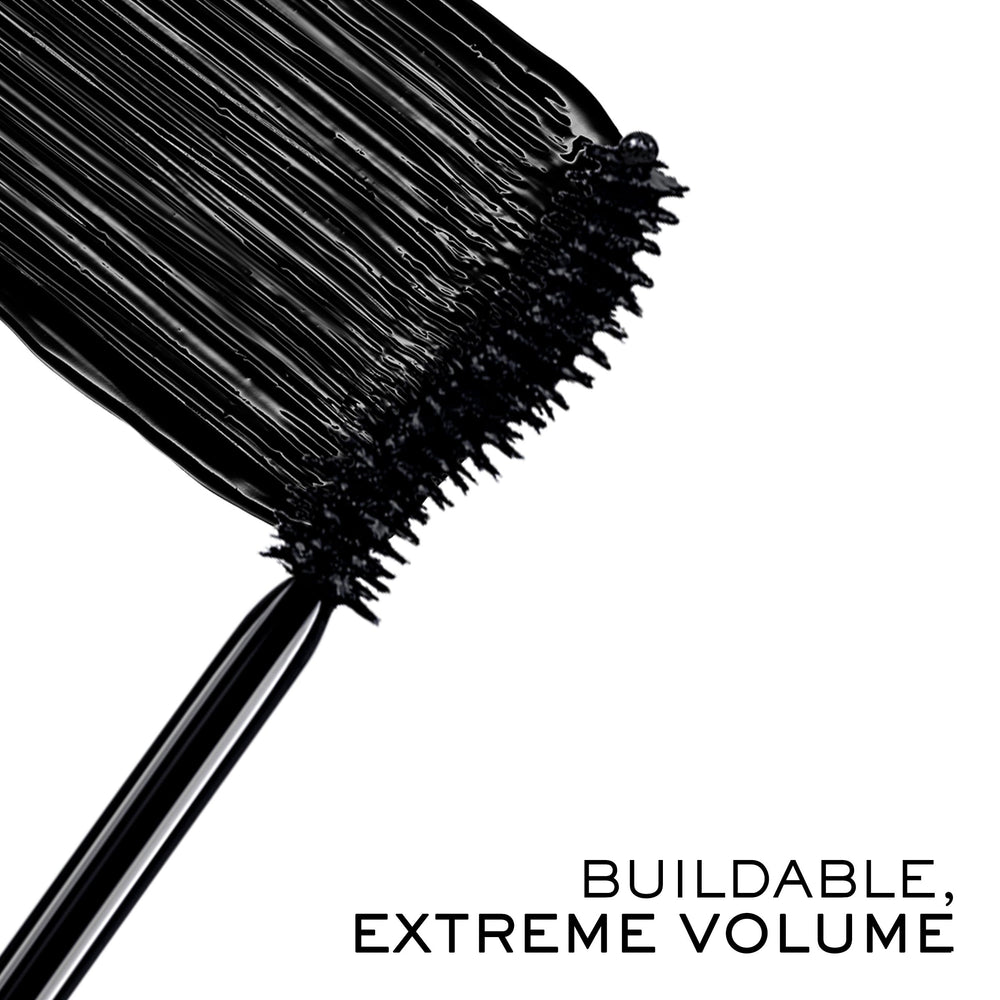 Lancôme Hypnôse Drama S-shaped brush coats lashes with even volume