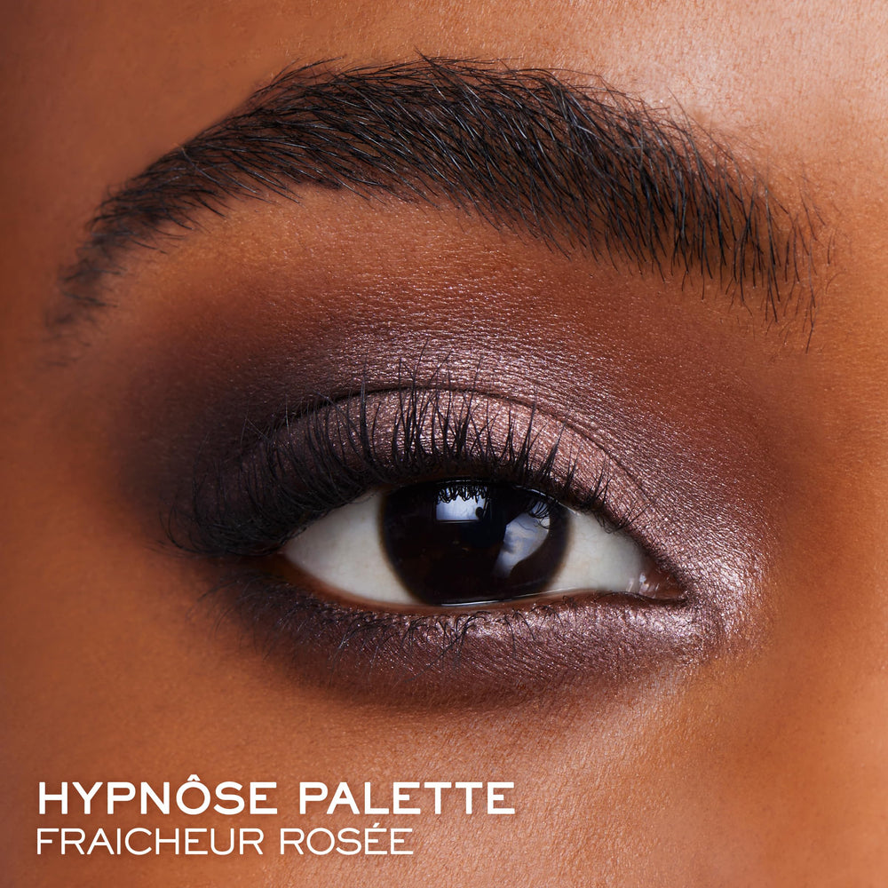 Lancôme Hypnôse Palette application brush with shades for precise use.