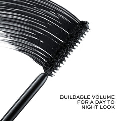Lancôme Hypnôse Mascara application shot reveals smooth, even coating for separated natural-looking lashes.
