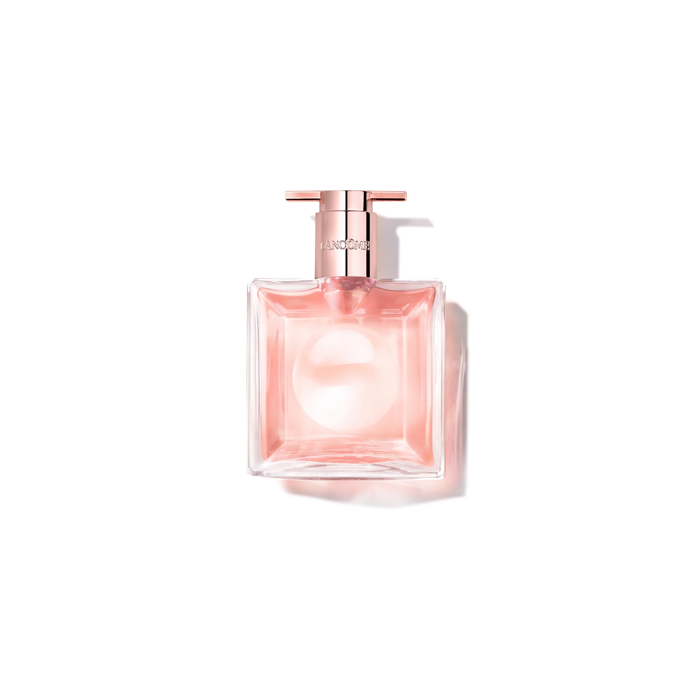 Lancôme Idôle bottle close-up highlights sleek design for everyday confidence.