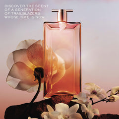 Lancôme Idôle Now musk orchid accord close-up hints modern, luxurious feel.