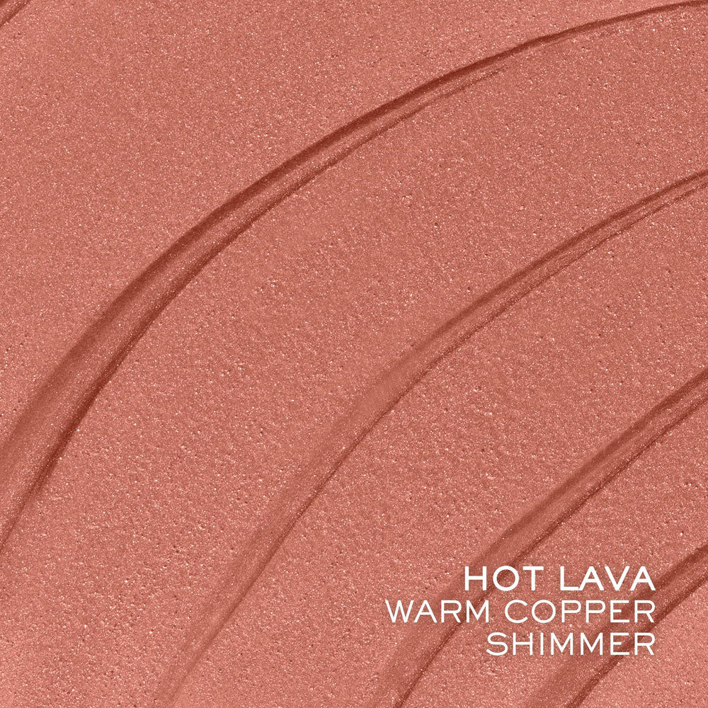 Lancôme Idôle Tint flat-side applicator used for easy eyeshadow application and blending.