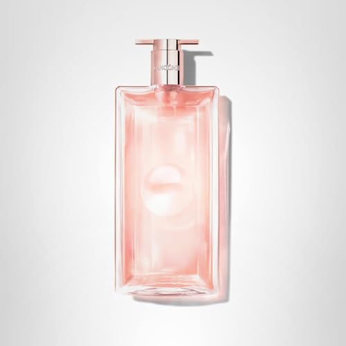Lancôme Idôle white musk hint in the fragrance profile for lasting appeal.