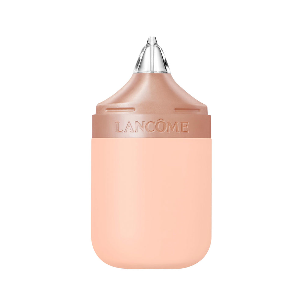 Lancôme Idôle 3 Serum Tint bottle close-up showing dewy finish for natural glow.