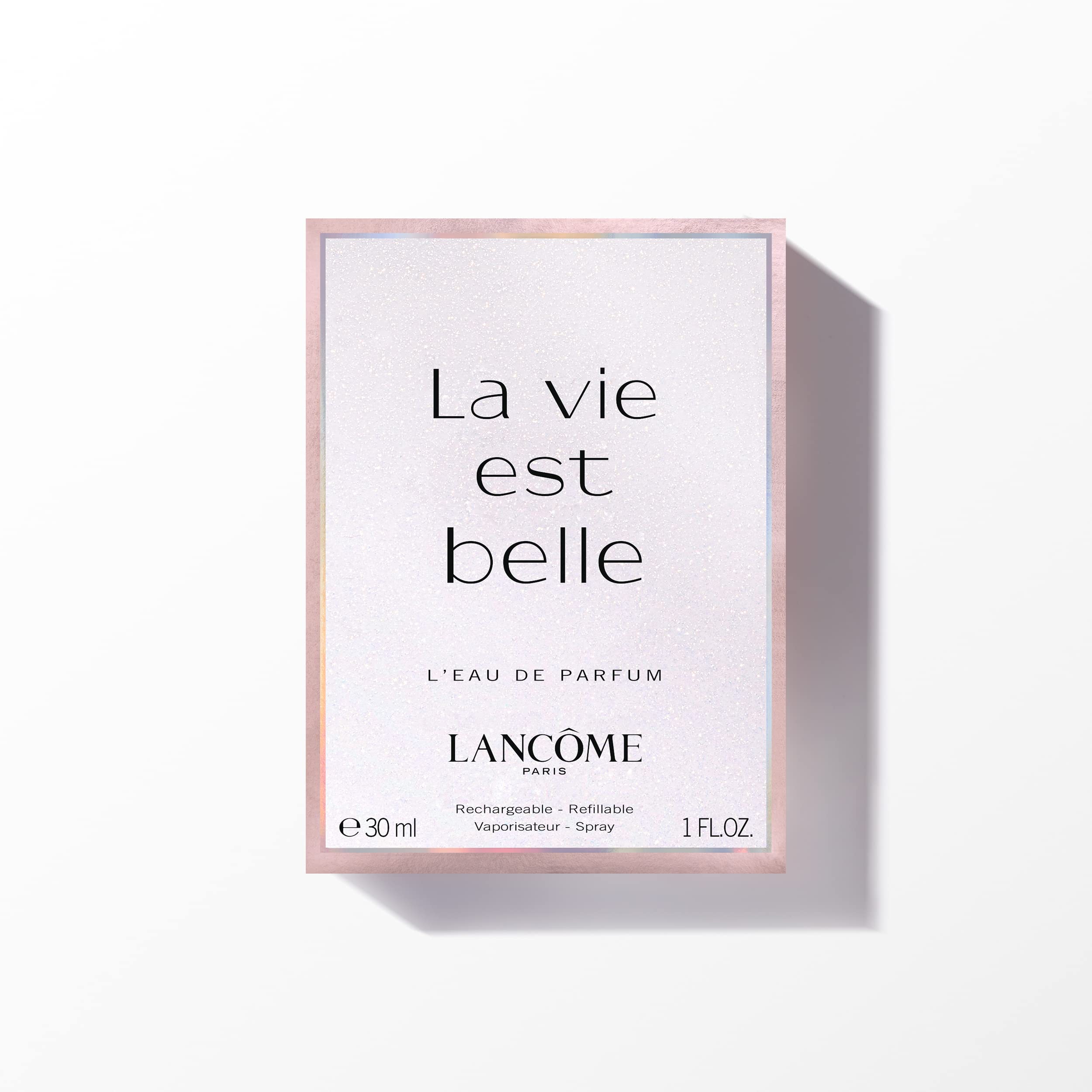 Lancôme La Vie Est Belle fragrance-trail implies lasting presence.
