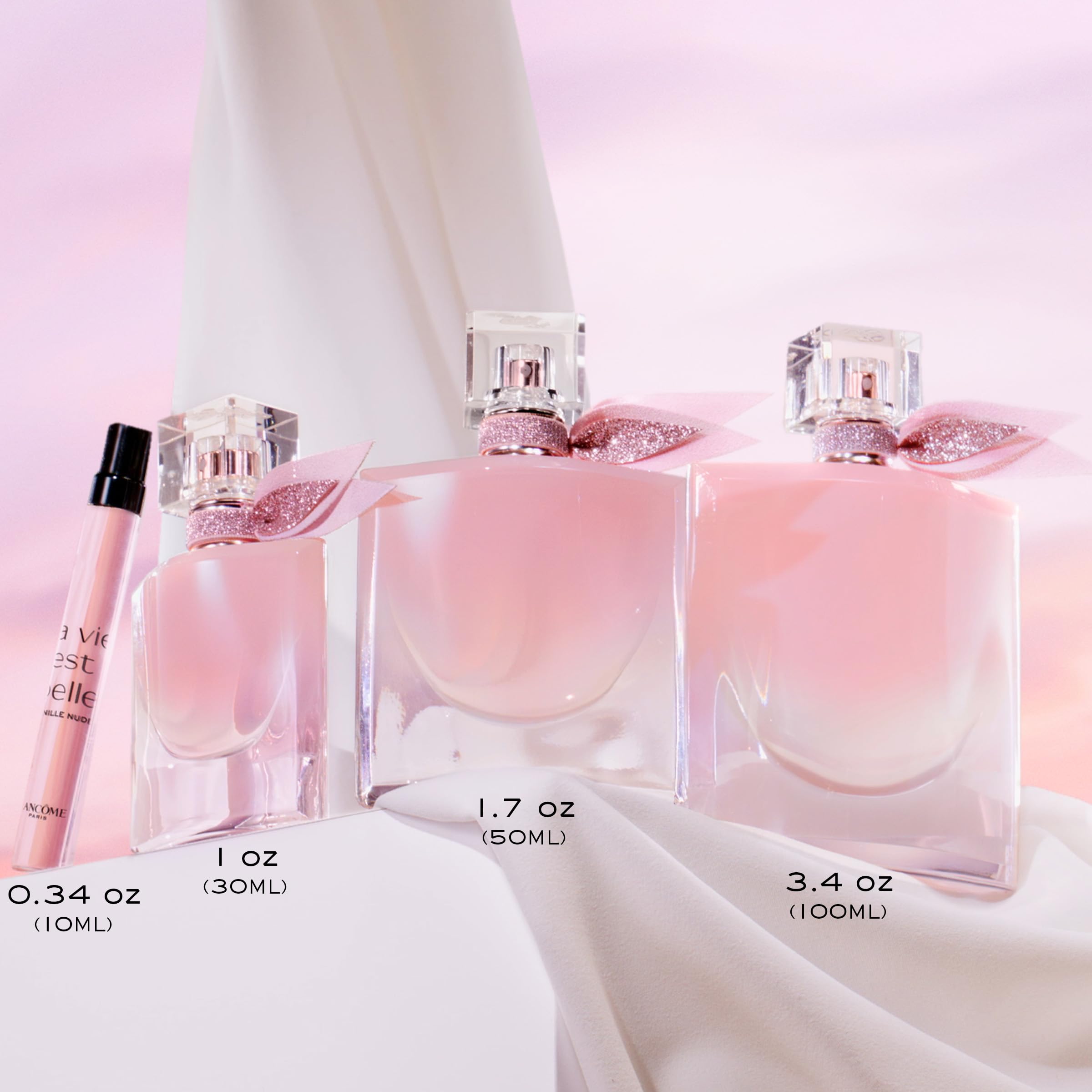 Lancôme La Vie Est Belle La Vie Vanille Nude bottle in warm tones for cozy evenings