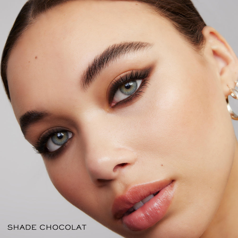 Lancôme Le Stylo packaging close-up highlighting portable design.