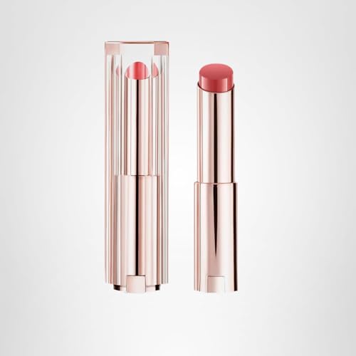 Lancôme Lip Idôle Squalane-12 Butterglow lifestyle shot for on-the-go hydration and shine.