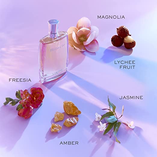 Lancôme Miracle notes of lychee and freesia infuse fresh, vibrant energy for daily wear.