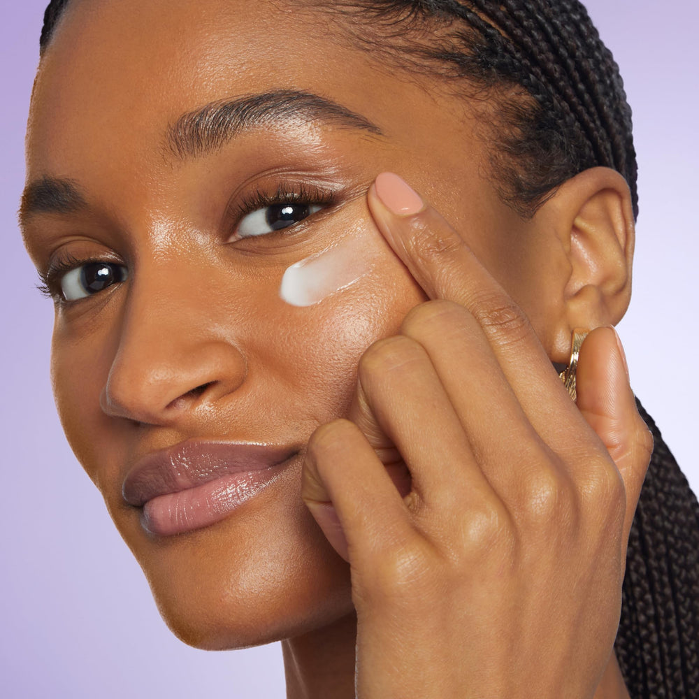 Lancôme Rénergie eye cream being used in night routine for soothing hydration.