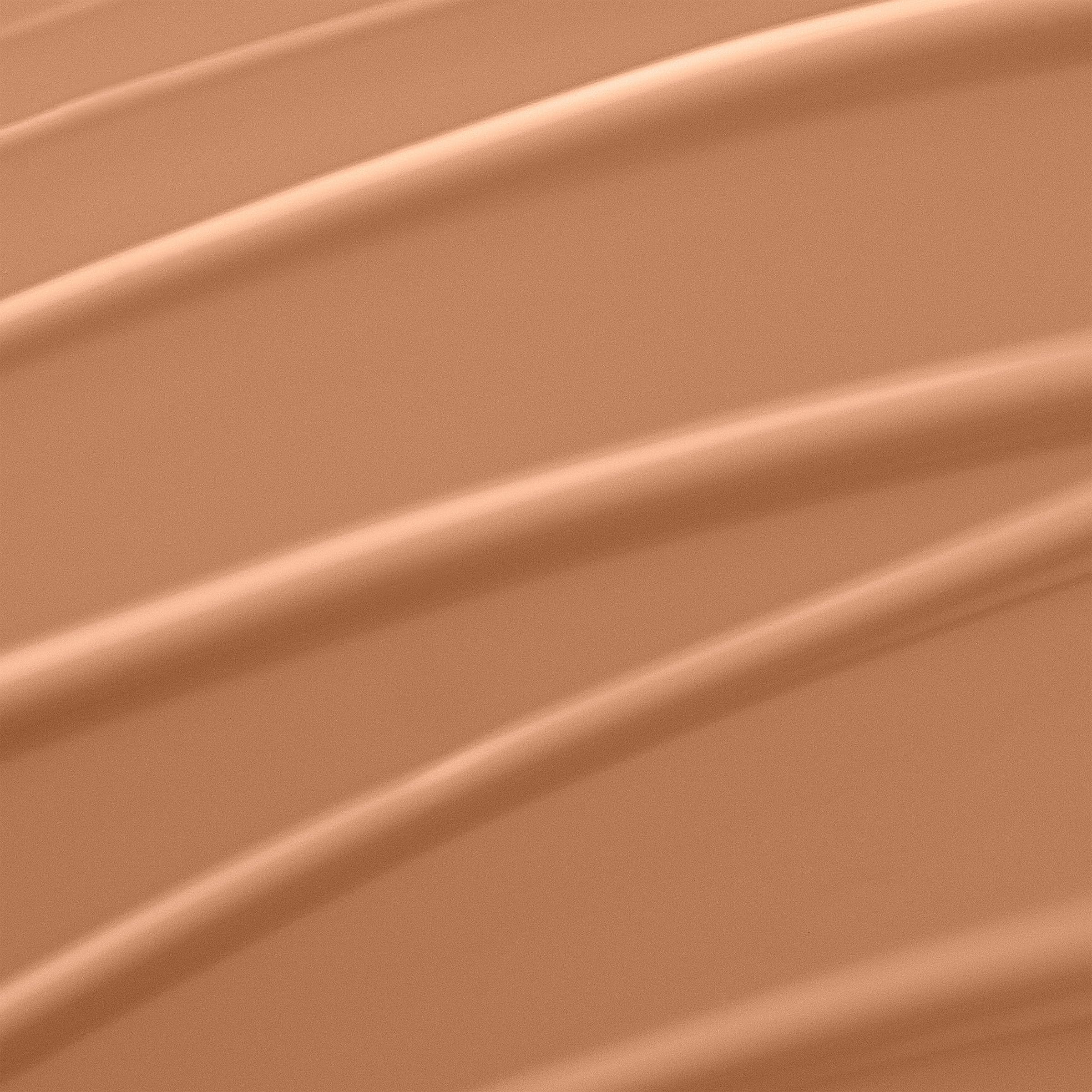 Lancôme Renergie Lift Foundation pump-action bottle for easy, precise application.