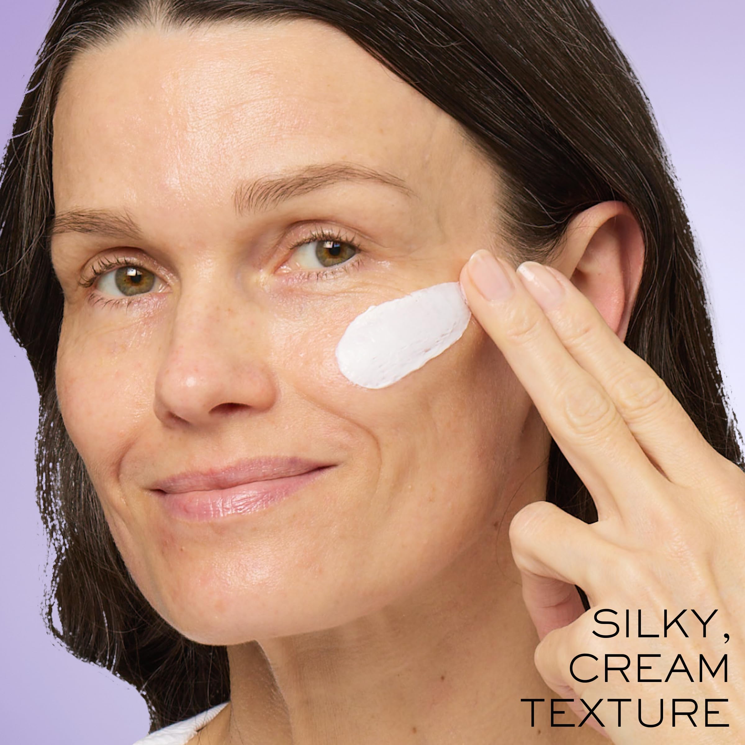 Lancôme Rénergie Lift Multi-Action SPF15 neck application close-up suggests comprehensive facial care