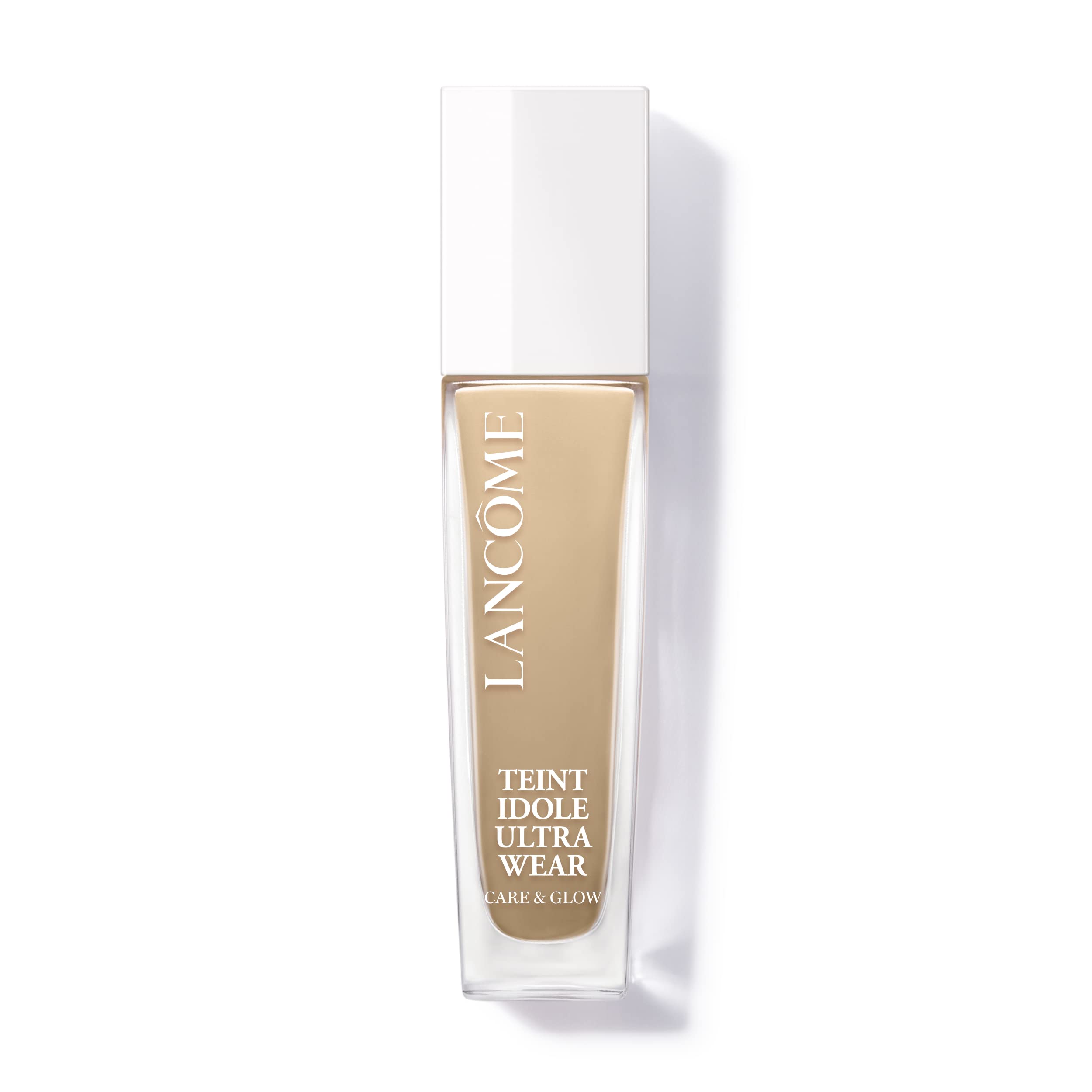 Lancôme Teint Idole care glow bottle closeup shows radiant hydration and smooth finish.