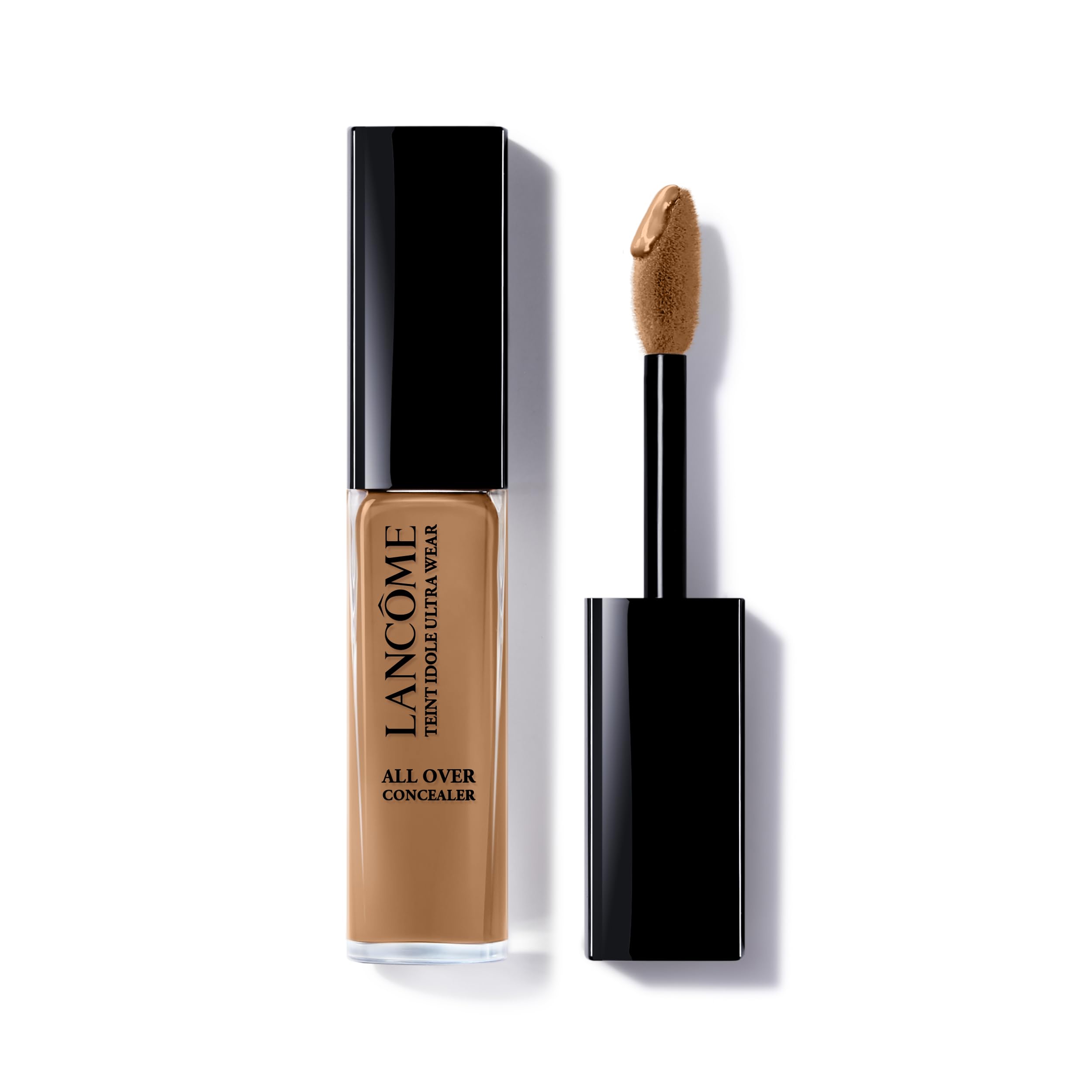 Lancôme Teint Idole Ultra Wear packaging close-up showcases premium design and product name
