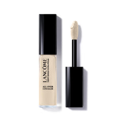 Lancôme Teint Idole Ultra Wear concealer under-eye application close-up for brightening coverage.