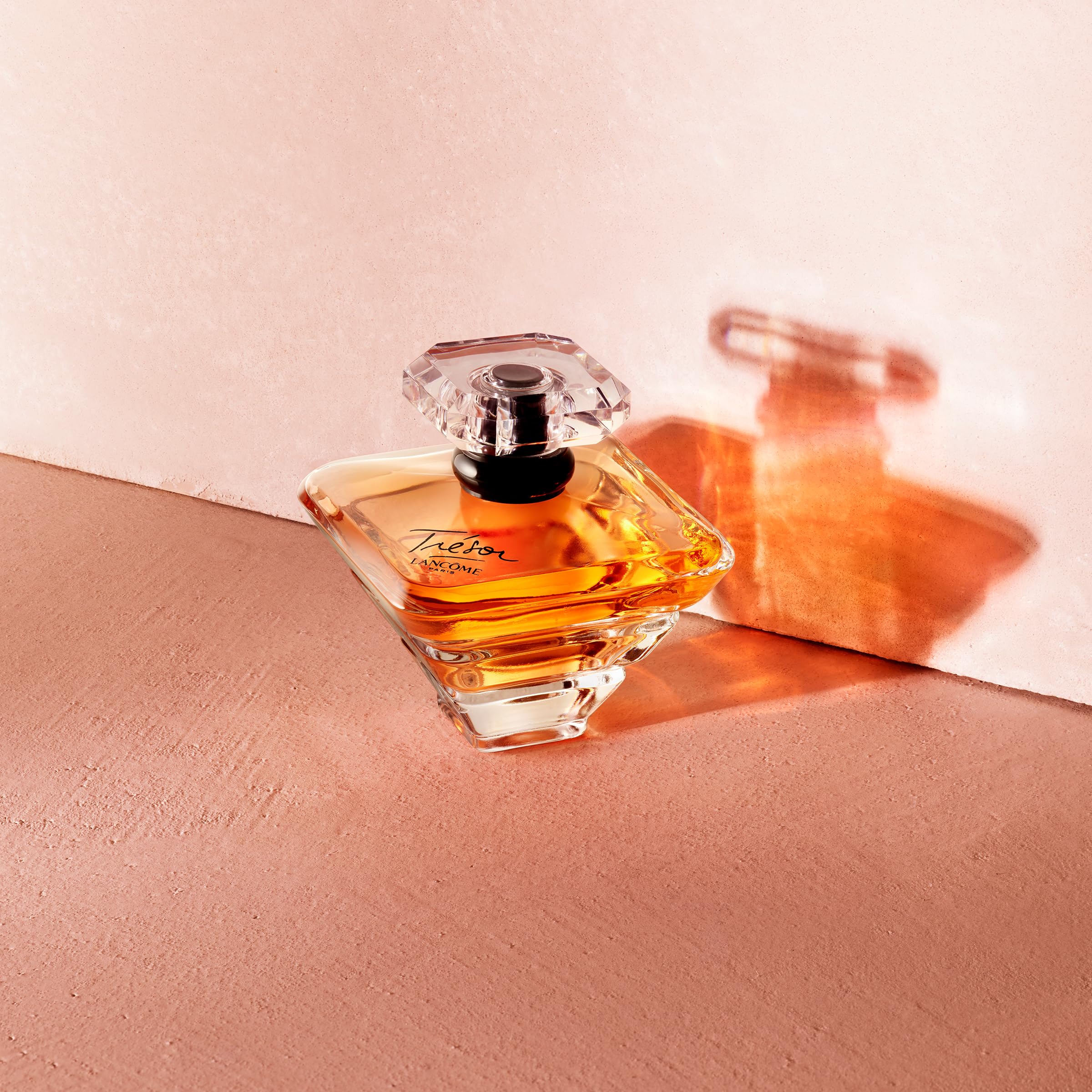 Lancôme Trésor 1oz bottle provides portable, everyday elegance.