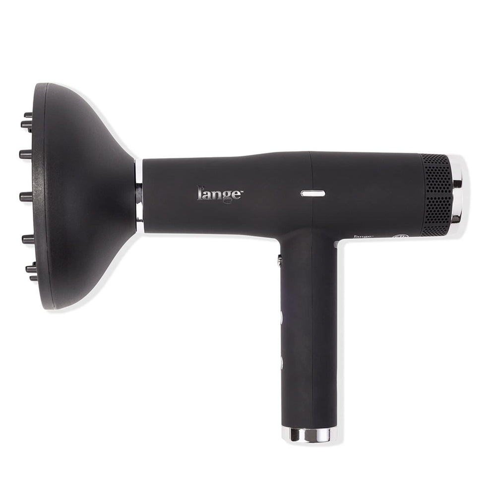 L'ANGE HAIR Le Styliste ergonomic handle promises comfortable all-day styling sessions.