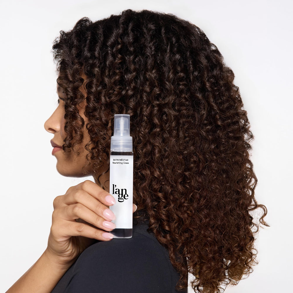 L'ANGE Hair Satin Néctar Nourishing Gloss applies to ends for smoothness and split-end defense