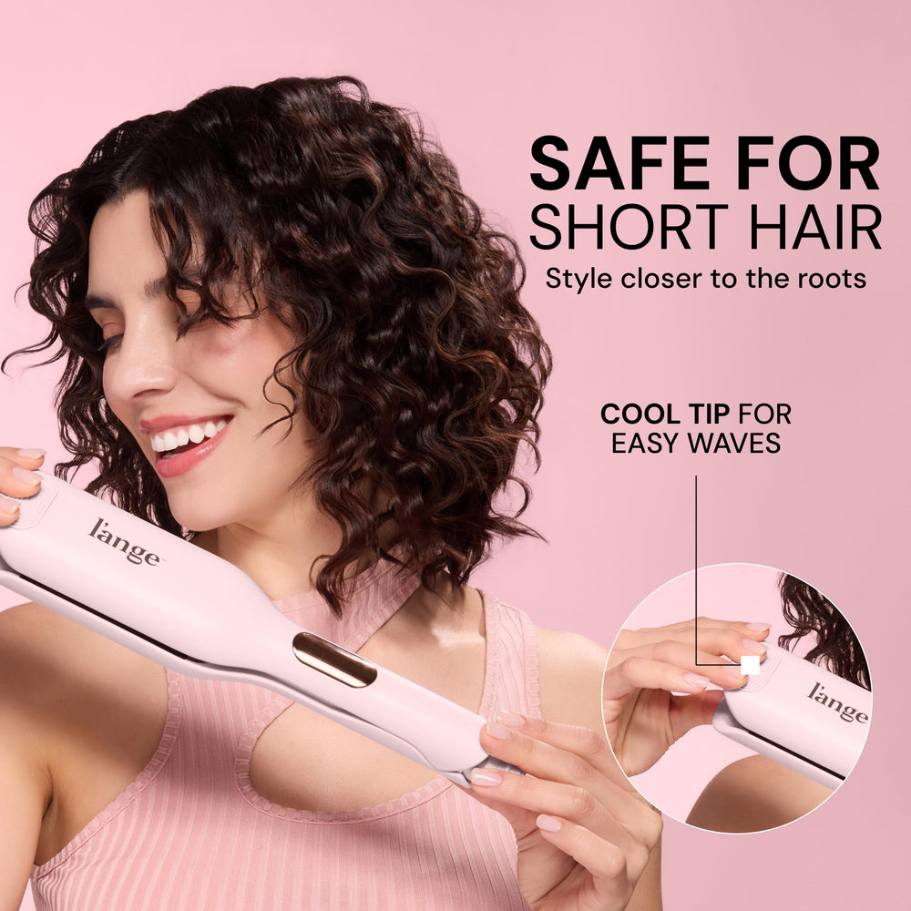 Lange Hair SculptWaver frizz-free finish image highlights smooth results