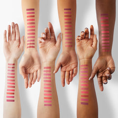 LANGMANNI full-size gloss application highlights bold shine in popular shades.