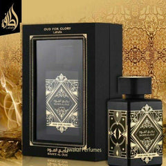 Lattafa Bade'e Al Oud Glory cap-closeup shows premium bottle detail.
