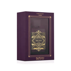 Lattafa Bade'e Al Oud Amethyst top-note detail with pink pepper and bergamot.