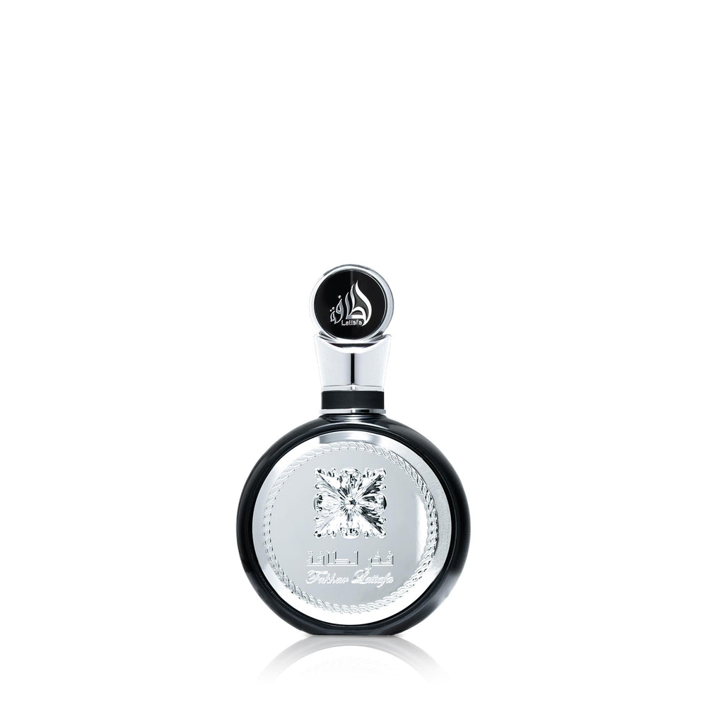 Lattafa Fakhar for Men EDP bottle—bold evening fragrance centerpiece.