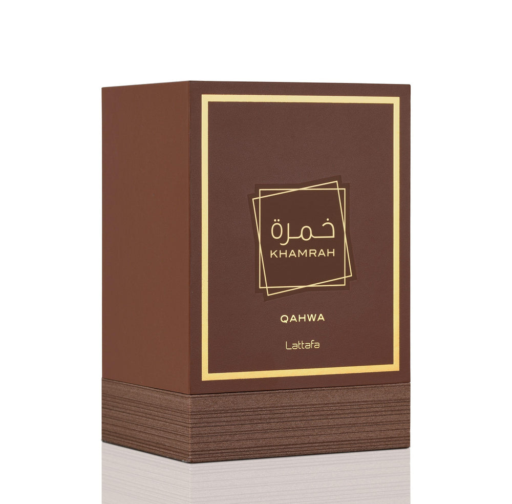 Lattafa Khamrah Qahwa spray application for effortless wearing during evenings.