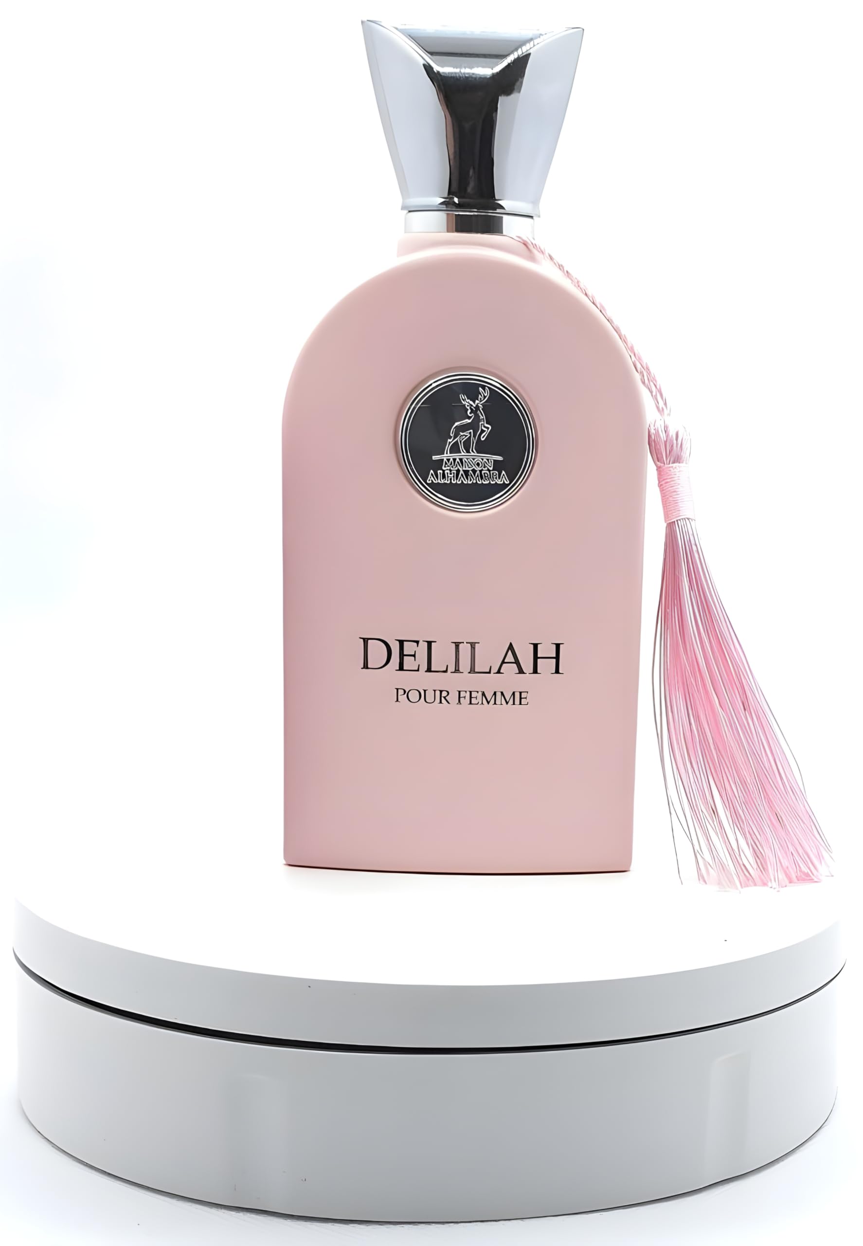 Lattafa Maison Alhambra Delilah spray-action demonstrates easy, fresh application.
