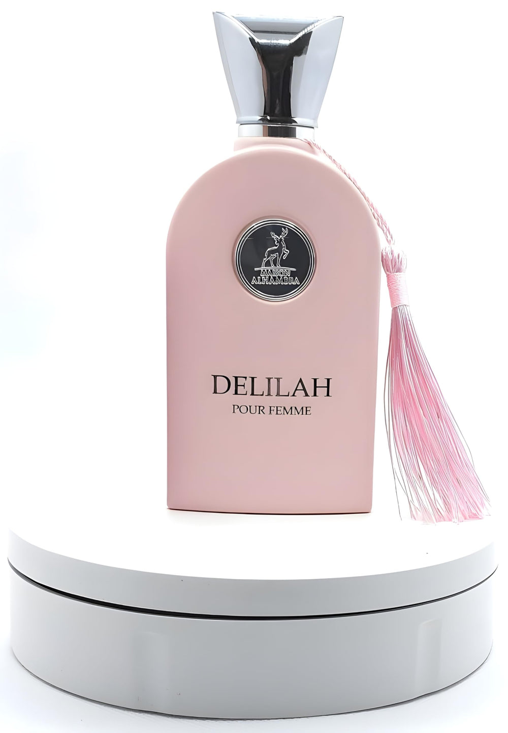 Lattafa Maison Alhambra Delilah spray-action demonstrates easy, fresh application.