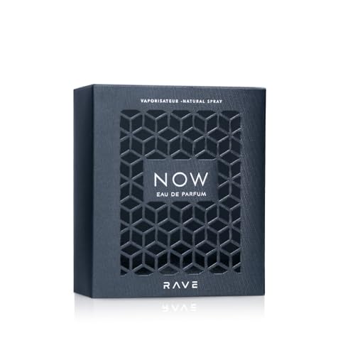 Lattafa Rave Now top notes closeup highlights blackcurrant and bergamot for a striking opening.