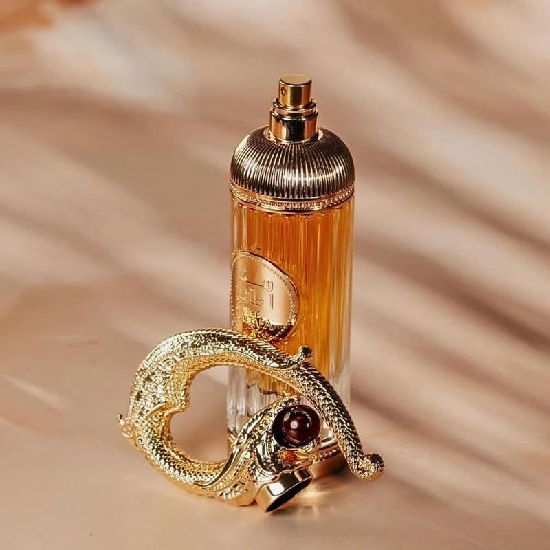 Lattafa Sehr heart-notes Jasmine Pomarose Akigalawood convey elegant complexity.