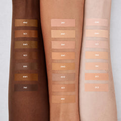 Laura Mercier Real Flawless serum concealer compact close-up demonstrates portable coverage