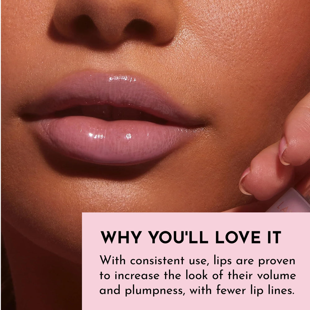 Maxi-Lip plus Hyaluronic Acid in the formula for a fuller-looking surface and hydration.